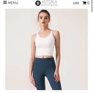 Astoria Seamless Sculpt Sports Crop - white Small